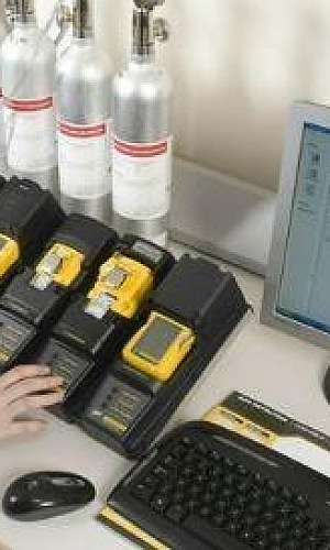 Calibração de detector de gases toxicos Calibração de detector de gases toxicos